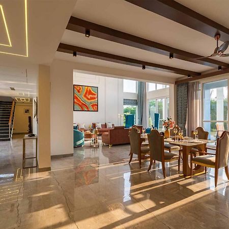 Stayvista At Serenity Farms With Pool, Lawn, Bonfire & Bbq Sohna Luaran gambar