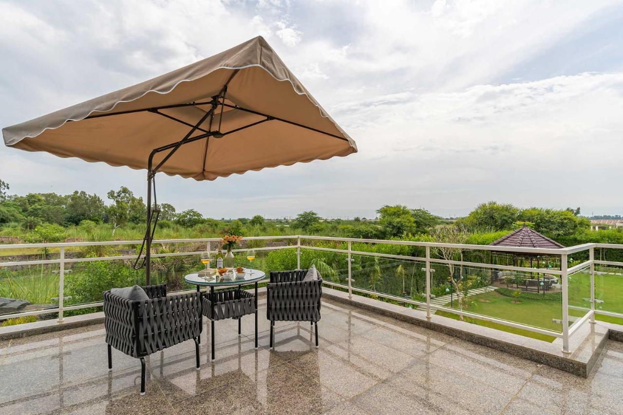 Stayvista At Serenity Farms With Pool, Lawn, Bonfire & Bbq Sohna Luaran gambar