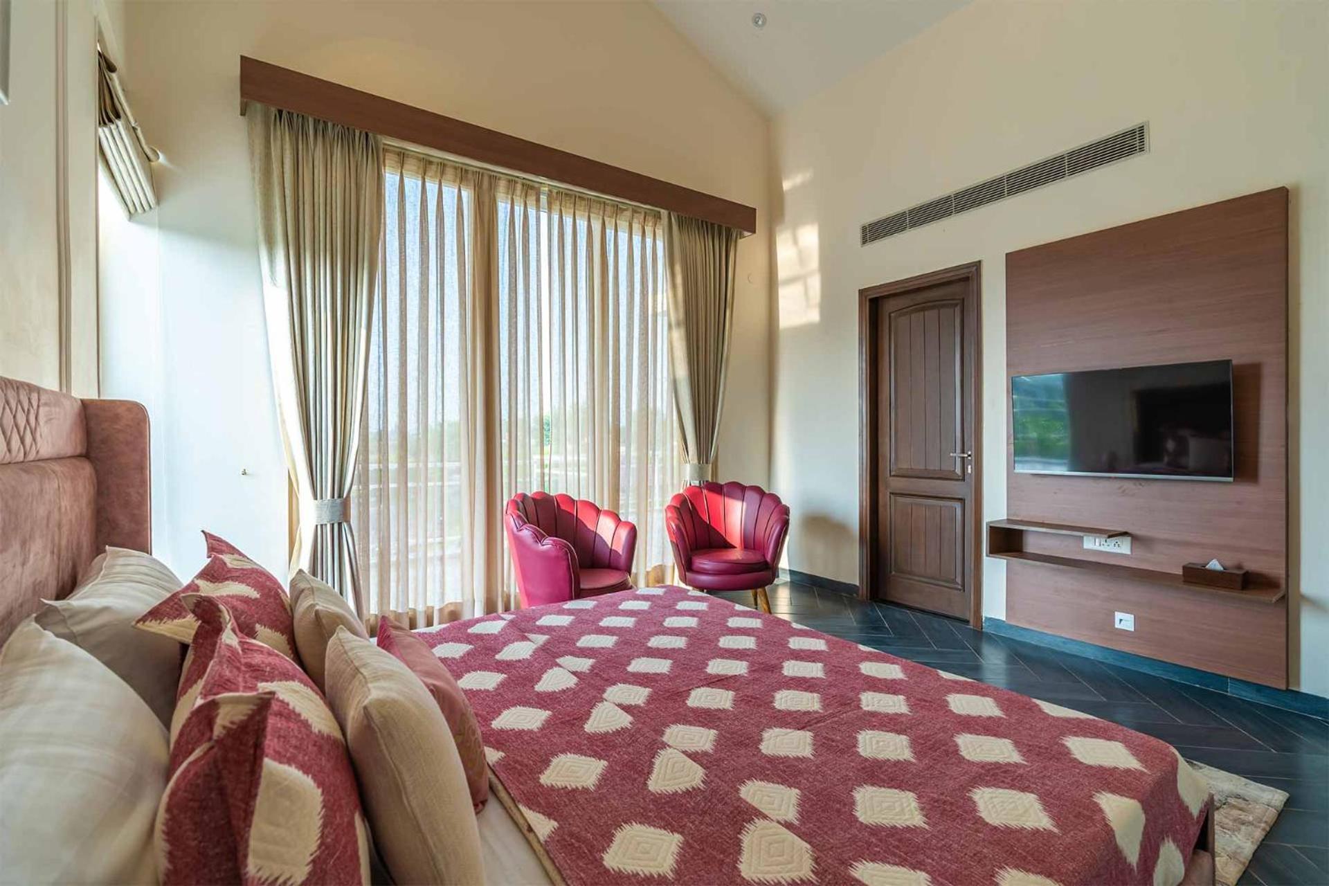 Stayvista At Serenity Farms With Pool, Lawn, Bonfire & Bbq Sohna Luaran gambar